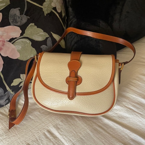 Dooney & Bourke Handbags - Purse